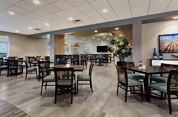 Holiday Inn Hotel & Suites Daytona Beach On The Ocean, an IH