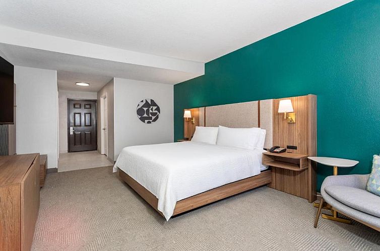 Holiday Inn Hotel & Suites Daytona Beach On The Ocean, an IH