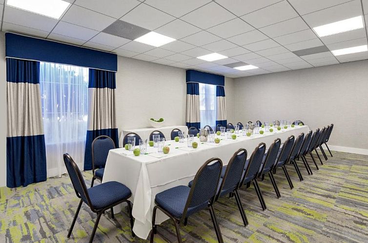 Holiday Inn Hotel & Suites Daytona Beach On The Ocean, an IH