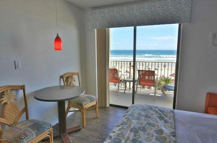 Daytona Dream Inn