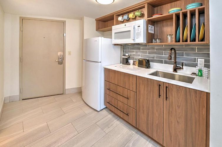 Bahama House - Daytona Beach Shores