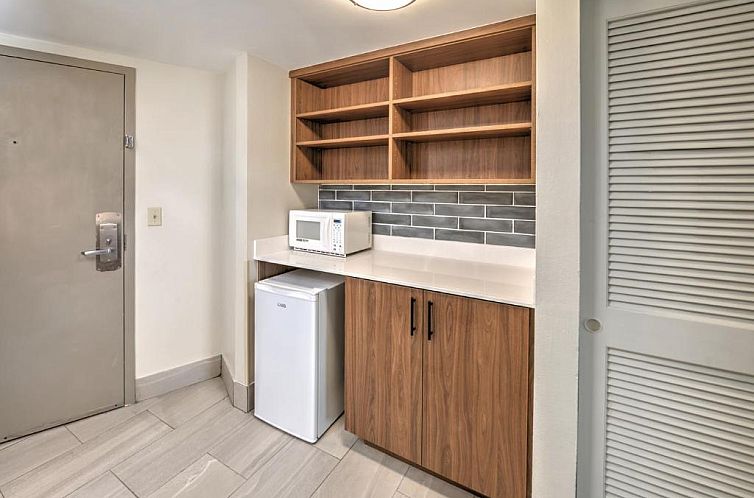 Bahama House - Daytona Beach Shores