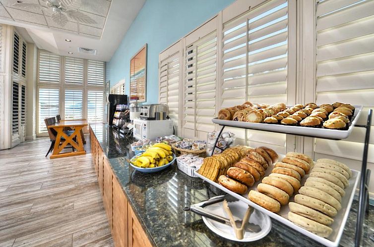 Bahama House - Daytona Beach Shores