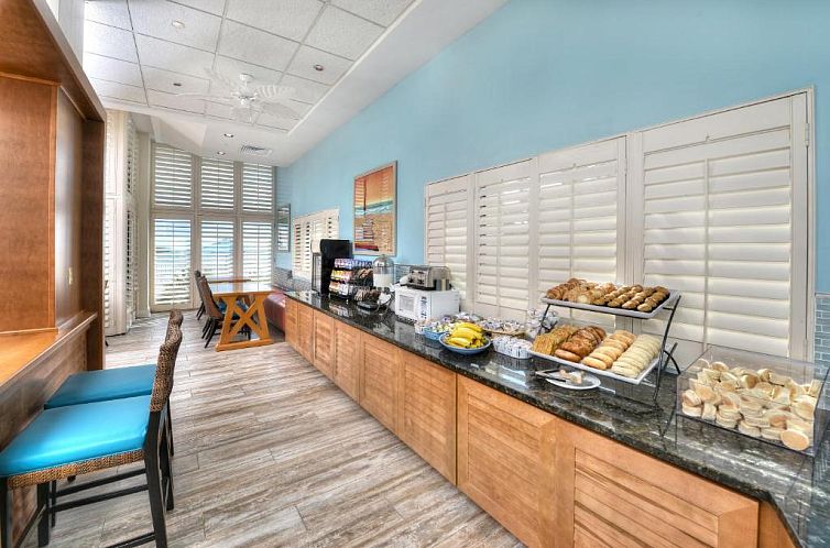 Bahama House - Daytona Beach Shores