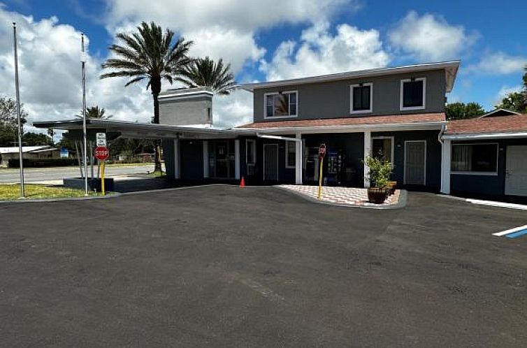 Red Carpet Inn Daytona Beach