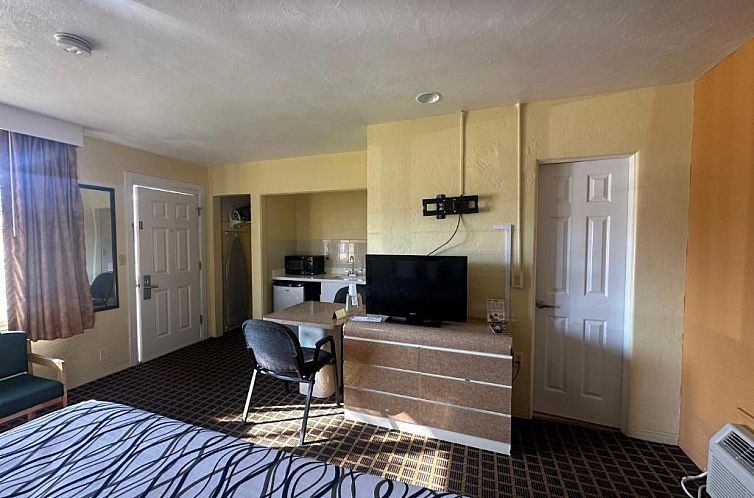 Super Inn Daytona Beach