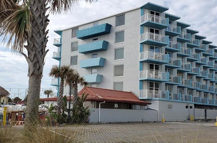 Fountain Beach Resort - Daytona Beach