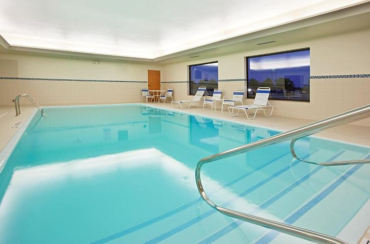 Holiday Inn Express Hotel & Suites Bay City, an IHG Hotel