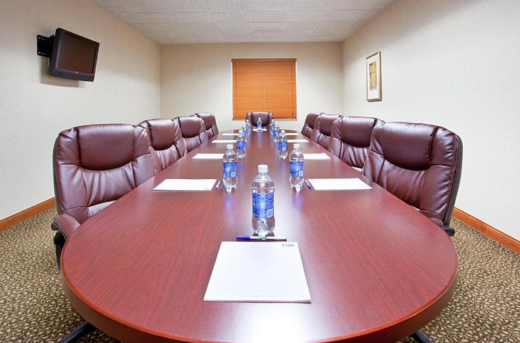 Holiday Inn Express Hotel & Suites Bay City, an IHG Hotel