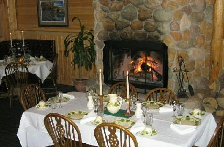 The Bull Moose Lodge