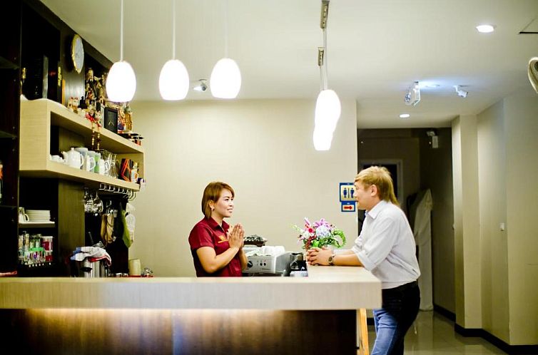 Sinsuvarn Airport Suite Hotel SHA Extra Plus Certified B5040