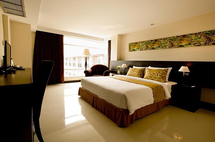 Sinsuvarn Airport Suite Hotel SHA Extra Plus Certified B5040
