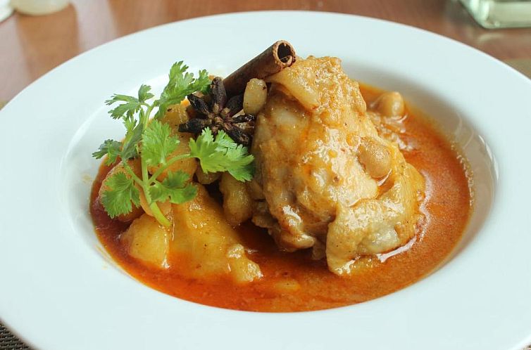 Suvarnabhumi Suite Hotel