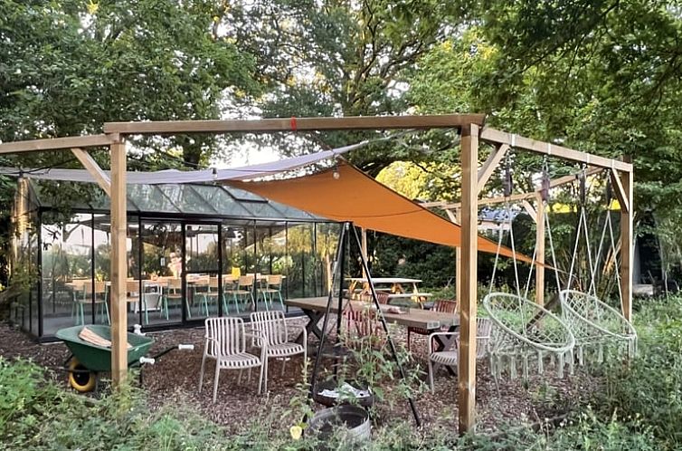 Vakantiehuisje in Opende