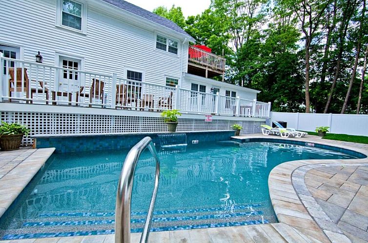 Abalonia Inn