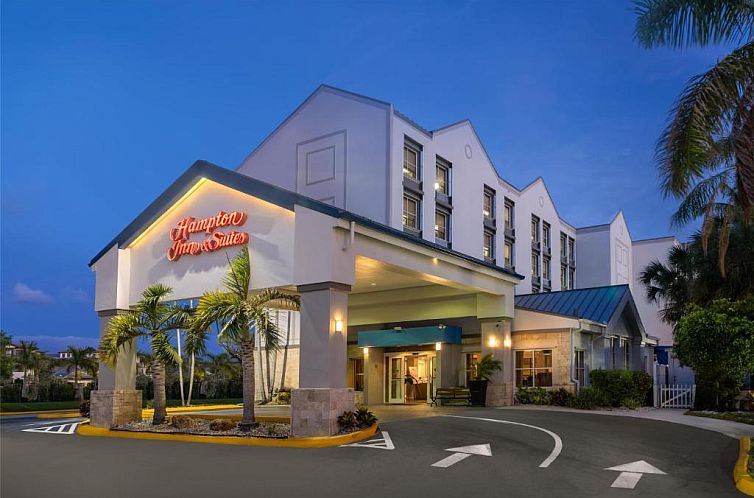 Hampton Inn & Suites Fort Lauderdale Airport