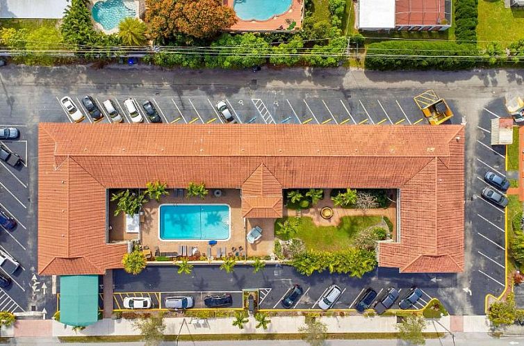 Quality Inn & Suites Airport - Cruise Port Hollywood