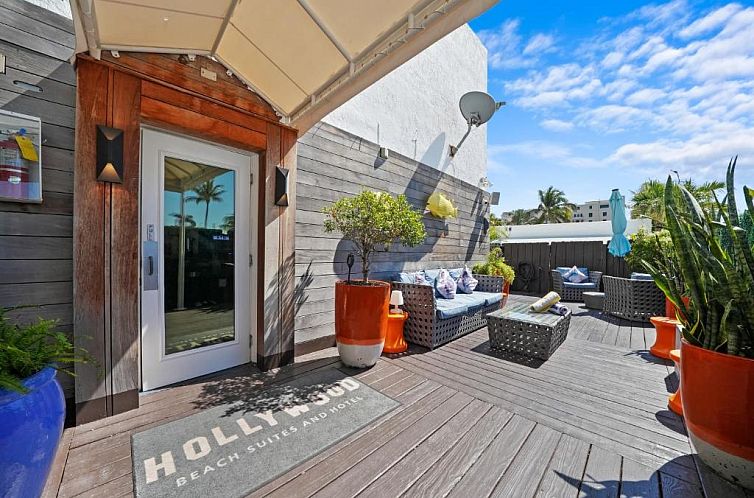 Hollywood Beach Suites and Hotel