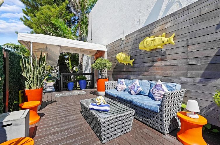 Hollywood Beach Suites and Hotel