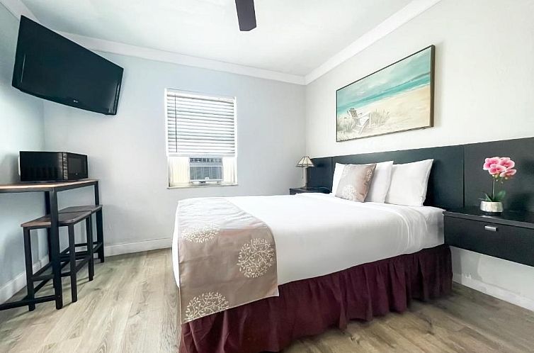 Hollywood Beach Hotels