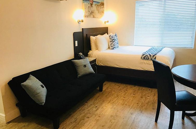 Caribbean Resort Suites