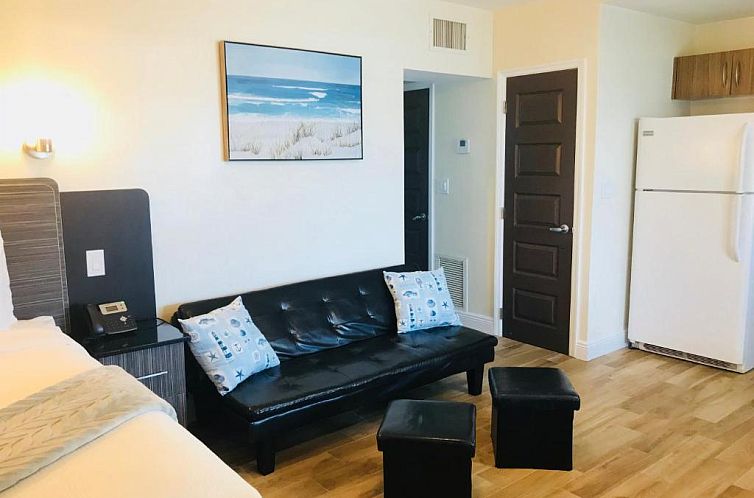 Caribbean Resort Suites