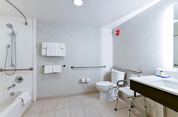 Holiday Inn Express Mill Valley - Sausalito Area, an IHG Hot