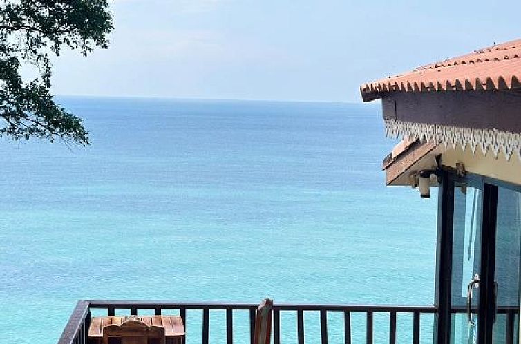 Chang Cliff Resort