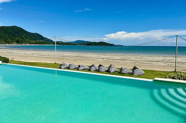 Twin Bay Resort