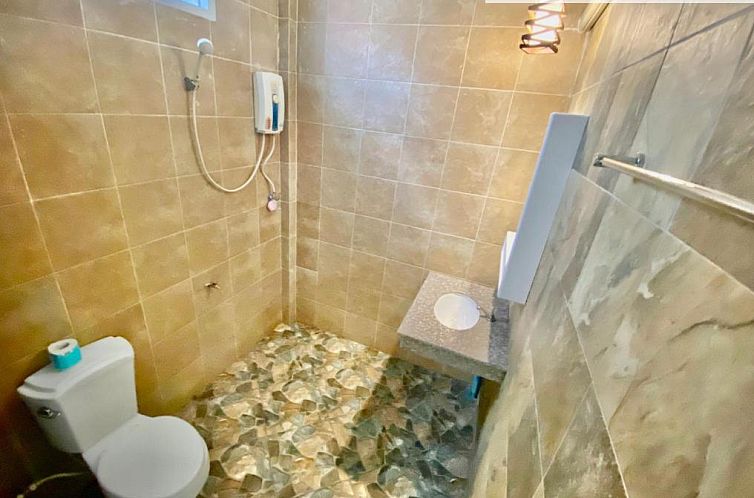 Lanta Emerald Bungalow