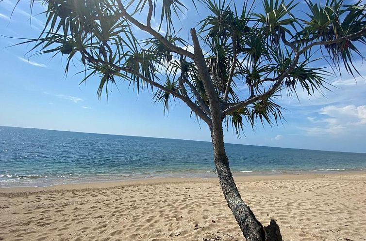 Lanta Emerald Bungalow