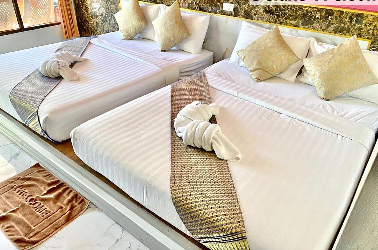 Lanta Emerald Bungalow
