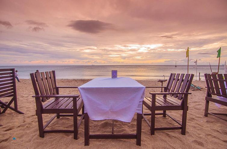 Lanta Nice Beach Resort