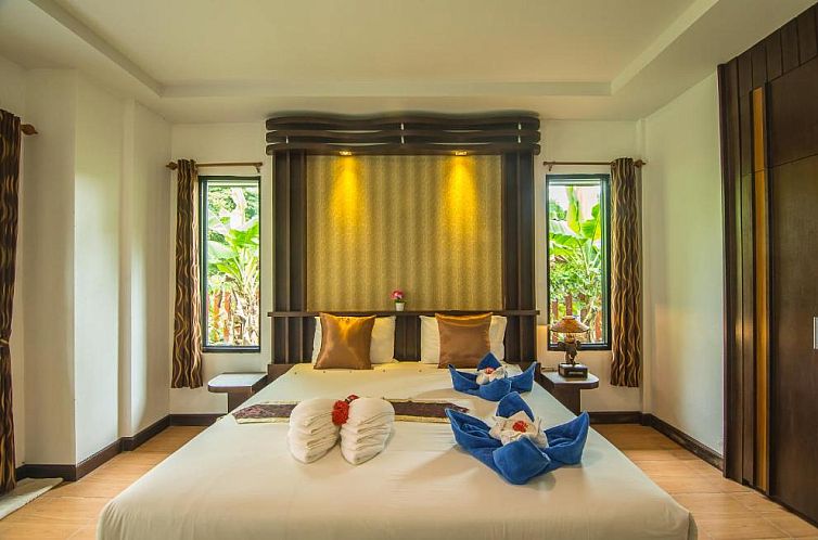 Lanta Nice Beach Resort