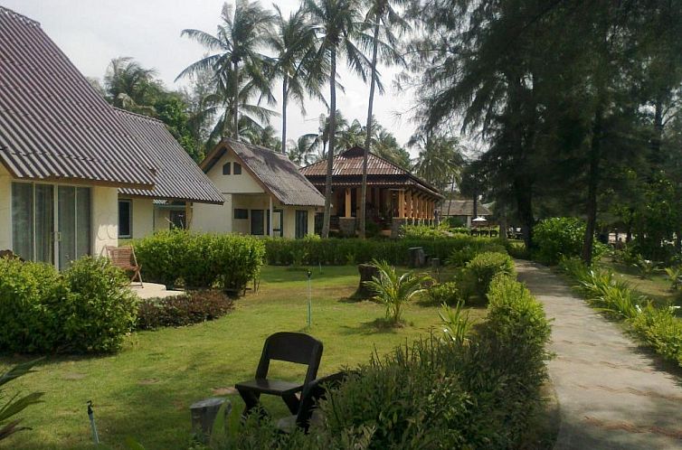 Gooddays Lanta Beach Resort SHA