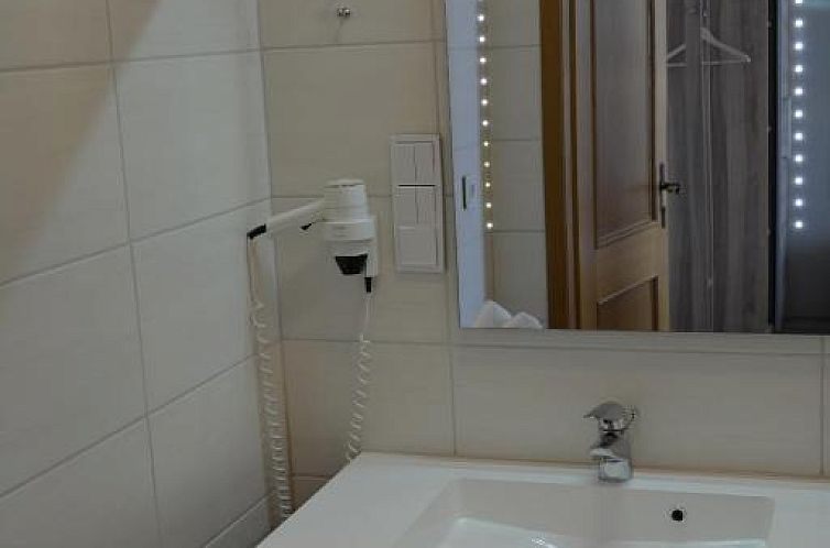Alpina Hotel