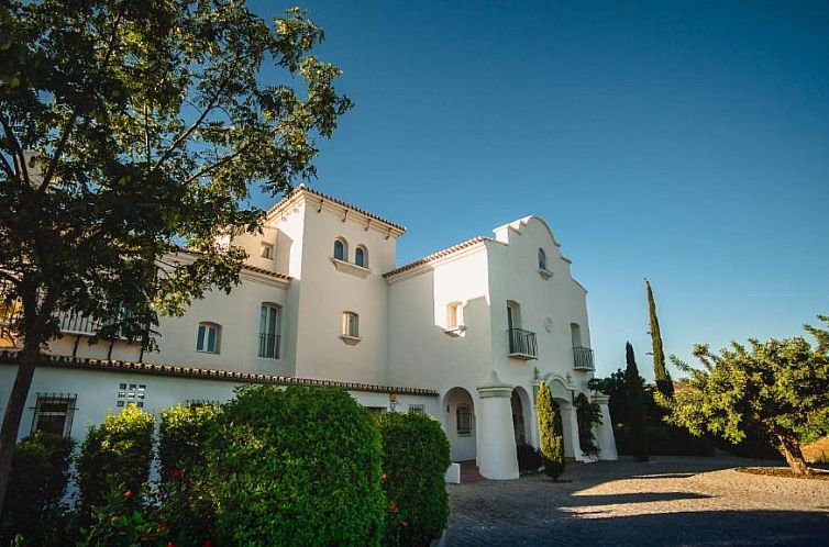 B Bou Hotel Cortijo Bravo