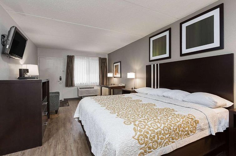 Days Inn by Wyndham Harrisburg North