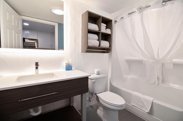 Breakers Resort Hotel