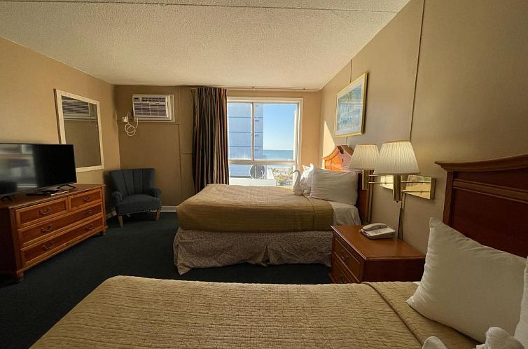 Polynesian Oceanfront Motel