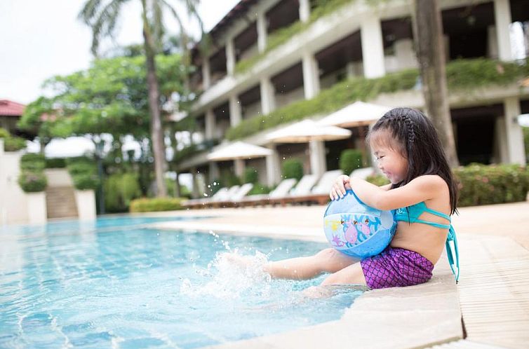 Maneechan Resort - SHA Extra Plus