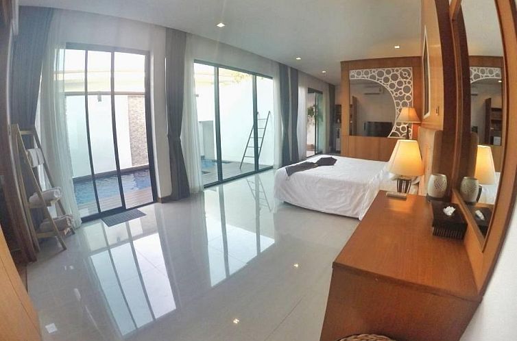 The Vista Pool Villa