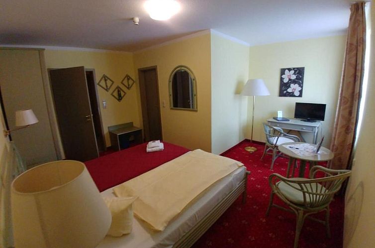 Hotel am Wariner See