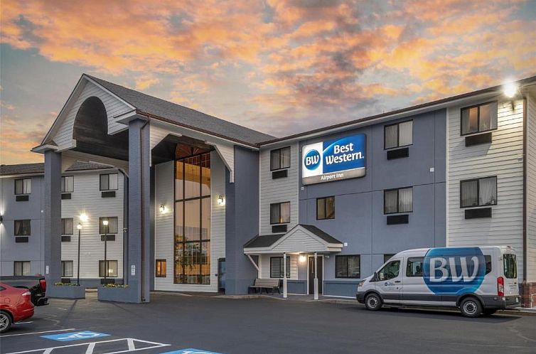 Guest house 3825103 - Apartment New England - Best Western Airport Inn Warwick