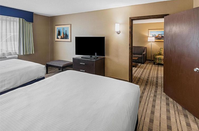 Best Western Airport Inn Warwick