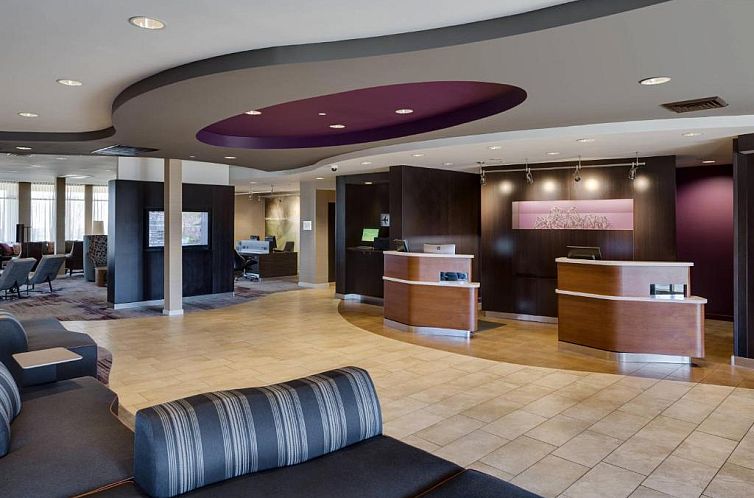 Courtyard Providence Warwick