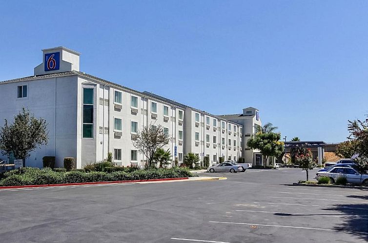 Motel 6-Gilroy, CA
