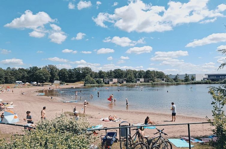 Knus boomstamhuisje op De Schatberg