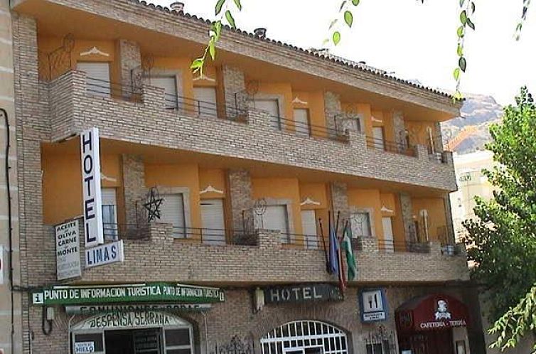 Guest house 38814113 - Apartment Andalusia - Hotel Limas