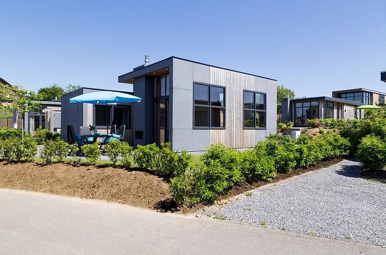 Z Module 6 personen vakantiehuis met modern terras in Schin op Geul, Zuid Limburg, ideaal voor ontspanning in de natuur.